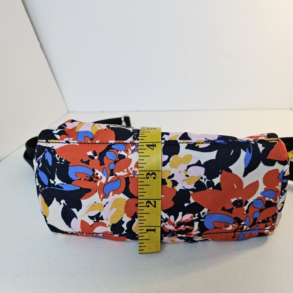 Kipling Wes Floral Crossbody Bag In Splashy Posies - Picture 14 of 15